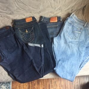4 Premium Pairs of Jeans! Size 31 & 32